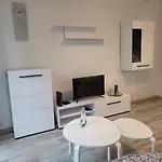 Tuwima Appartement *
